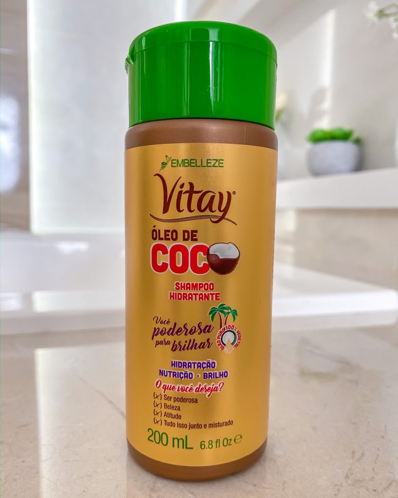 o shampoo vitay óleo de coco em embalagem de 200 ml